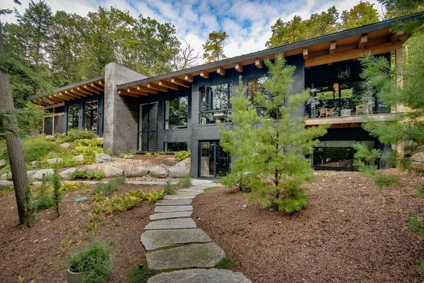 Front Exterior w/ Walkway