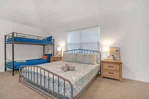 Choose your perfect spot for a good night's sleep! Whether it's a king bed for the grown-ups or a bunk bed for the kids, we've got your comfort covered. ļø