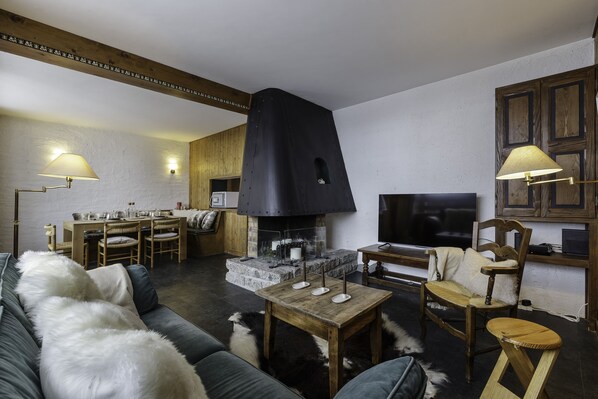 Living and dining room