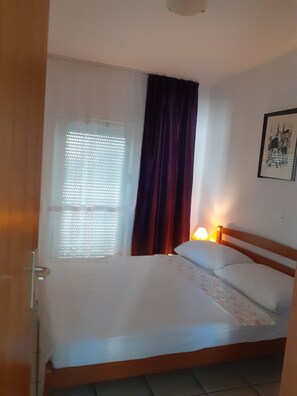 Schlafzimmer 2