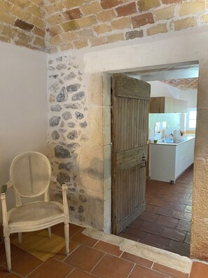Du salon à la cuisine