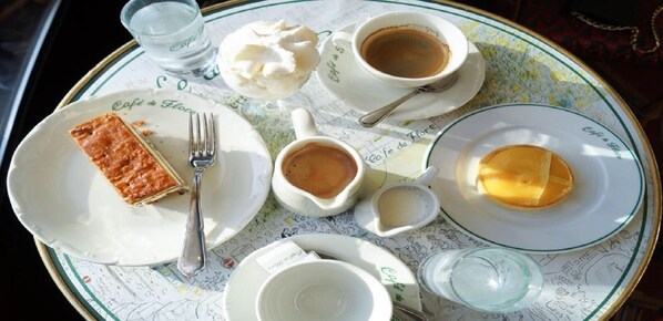 Breakfast meal