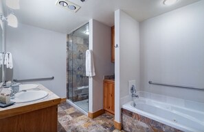 Master bath-dbl vanities, jetted tub and steamy shower!