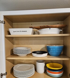  kitchen has all appliances,  stocked with dishes, toaster ,rice cooker, mixer 