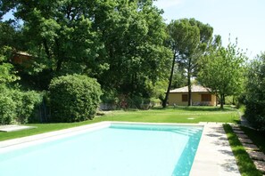 Schwimmbad des Ferienhauses