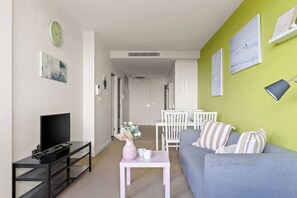 A comfy living & dining.