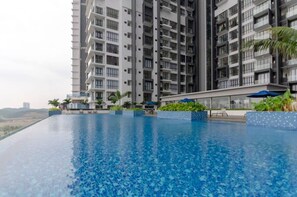 A beautiful outdoor's infinity pool. *Open with restrictions