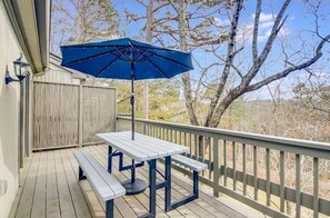 Outdoor Dining Retreat: Enjoy meals under the blue skies with nature all around!
