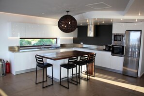 Kitchen area