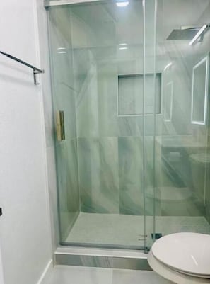 bathroom 2 shower