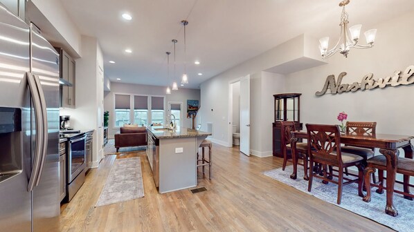 Private kitchen