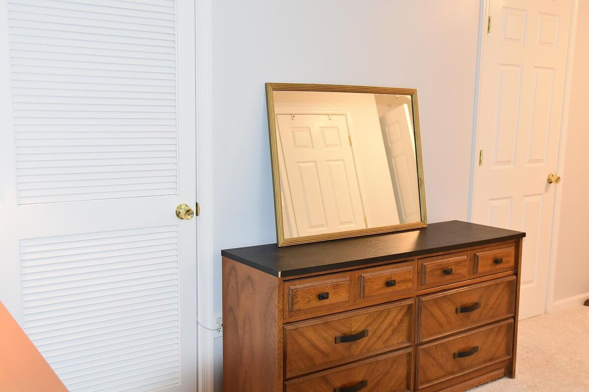 Beutiful Apartment Located In Falls Church