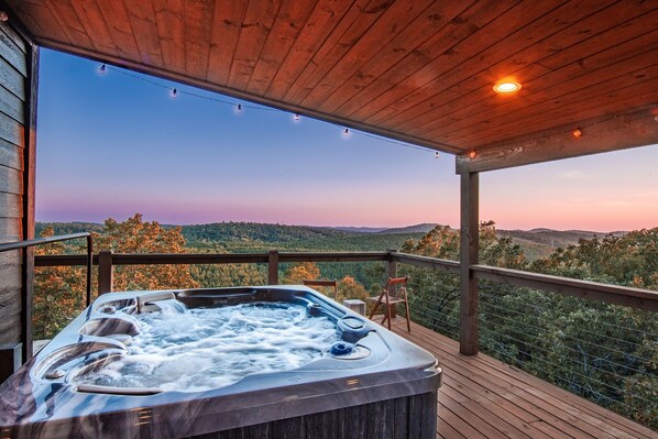 At the Legend of Broken Bow, relax and take in unbelievable mountain views from the hot tub on our amenity-filled double decks from a luxury, new build cabin!