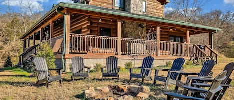 Fire pit and wrap around porch