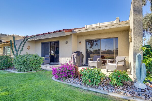 Palm Desert Vacation Rental | 1BR | 1.5BA | 820 Sq Ft | 1 Step Required