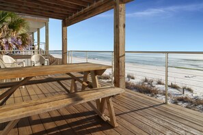 Outdoor Dining on Beach Front Deck