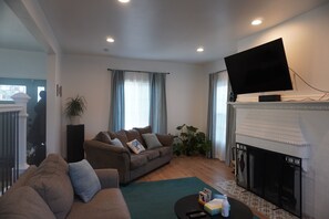 Living room with 5.1 surround sound.
