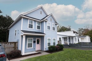 Home Exterior (2)
