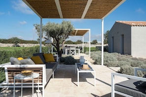 Autumn, Balcony / Terrace / Patio, Building Exterior, Outdoor, Scenic View, Spring, Summer