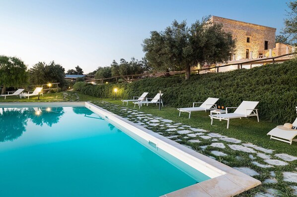 Autumn, Balcony / Terrace / Patio, Building Exterior, Outdoor, Pool, Spring, Summer