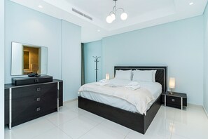 En-suite master bedroom.