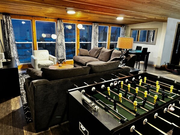 Wilderness fun for the whole family with a private stunning view and yard. 