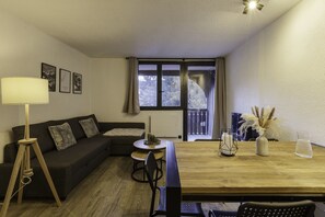 Living and dining room