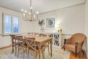 Dining Area | Dishware/Flatware | Trash Bags/Paper Towels