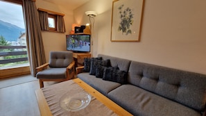 -img.tag.livingroom-