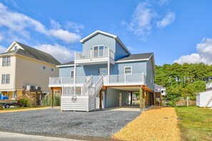 Coastal Crab - Shore Living at its finest!