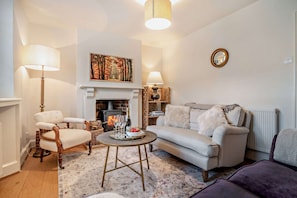 2 Bottom End Sitting Room - StayCotswold