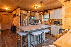 5-Bedroom Log House in Lake Placid (226)