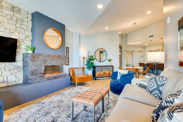 Winter Park Vacation Rental | 1BR | 1BA | Step-Free Access via Elevator