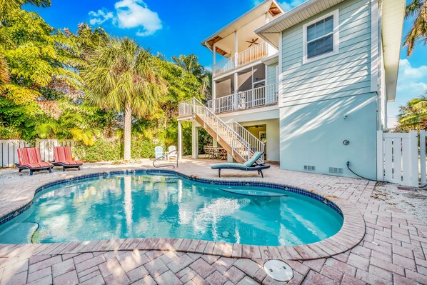 Private Pool