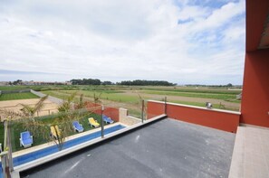 Superb Esposende Villa | 5 Bedrooms | Villa Agobar | Tennis Court | Walking Distance to Beach