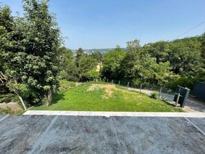 Vue dans le jardin