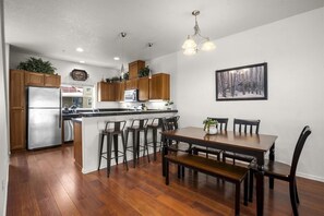 Dining Room Seating with Breakfast Bar