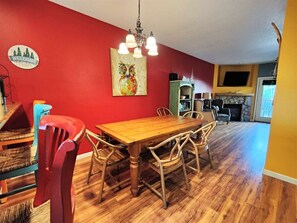 Dining Room with Breakfast Bar