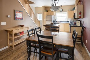 Dining Room Seating