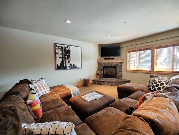 Living Room with Gas Fireplace and TV