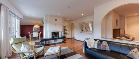 Magnifique appartement avec cheminée & sauna