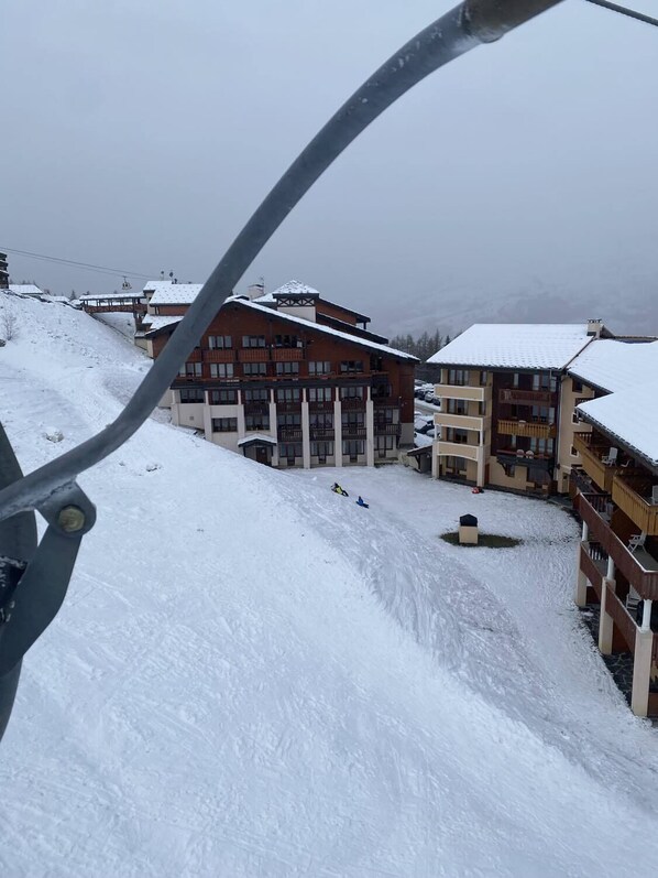 Snow and ski sports