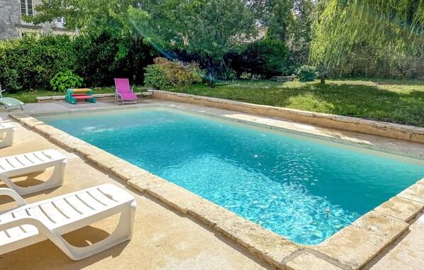 pool