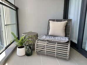 2 bedroom Condo at Cassia Laguna (118)