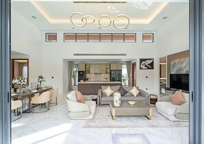 3 bedroom luxury pool villa in Cherng Talay (136)