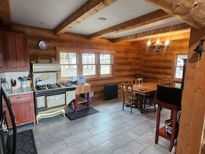 Moose Mtn Lodge full kitchen with old timey gas stove