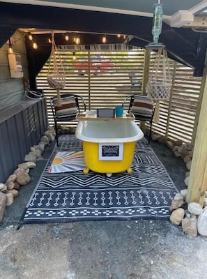 Bain à remous extérieur