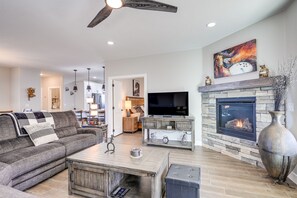 Living Room | Fireplace | Smart TVs | Central A/C & Heating | Queen Air Mattress