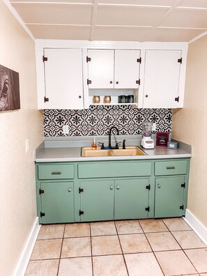 Wet Bar Area!