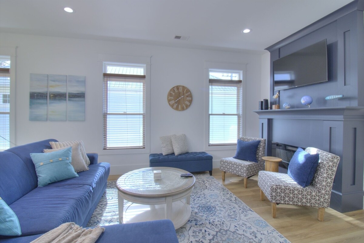 Inlet Escape – 5 BR/4 BA House Minutes From Murrells Inlet Marshwalk